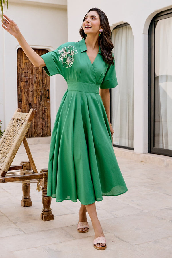 Green Viscose Embroidery Collared A-line Dress